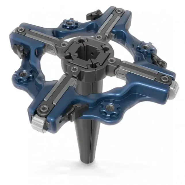Clarity® Lateral Retractor System